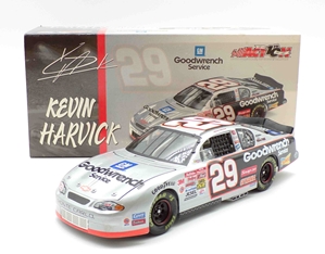 Kevin Harvick 2002 GM Goodwrench Service 1:24 Nascar Diecast Kevin Harvick 2002 GM Goodwrench Service 1:24 Nascar Diecast 